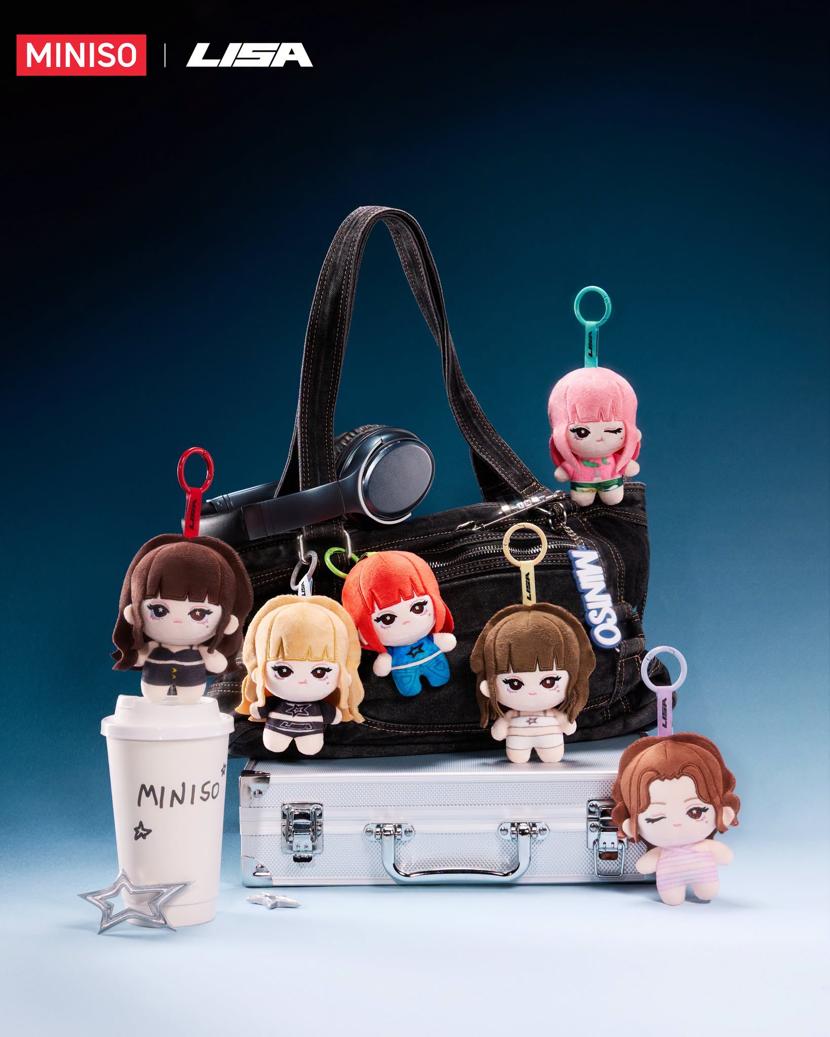 名创优品 MINISO 正式携手LISA,开启快闪世界巡游。生来闪耀,蓄势待发。